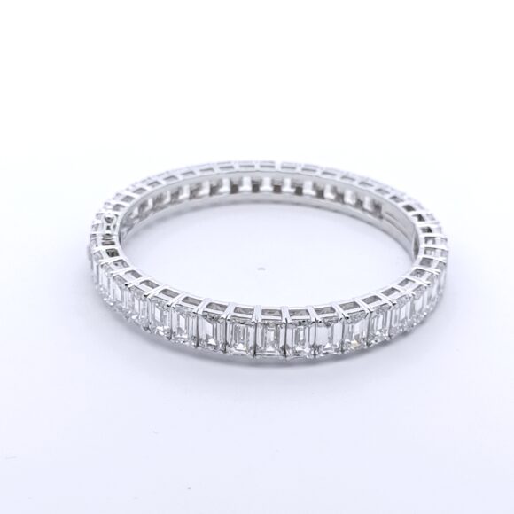 Emerald Embrace Bangle - Image 2