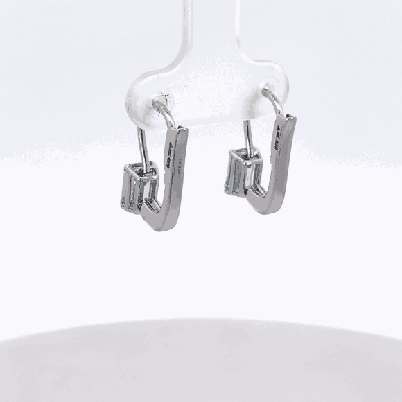 Stunning Emerald Drops - Image 2