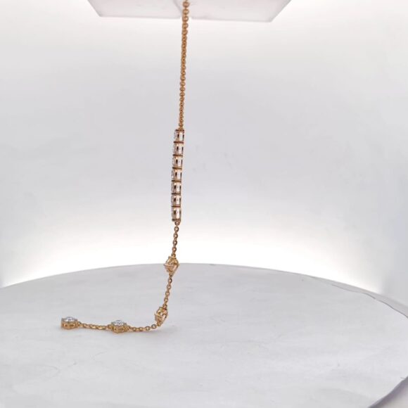 Tender Line Shine Necklace - Image 2