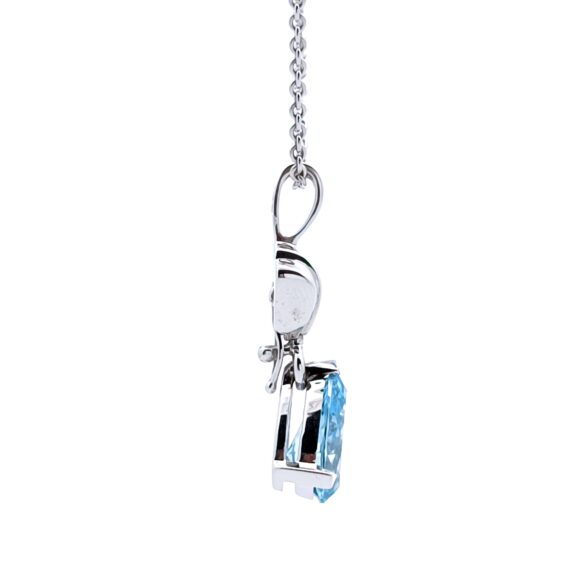 Mesmerizing Pear-Shaped Blue Pendant - Image 4