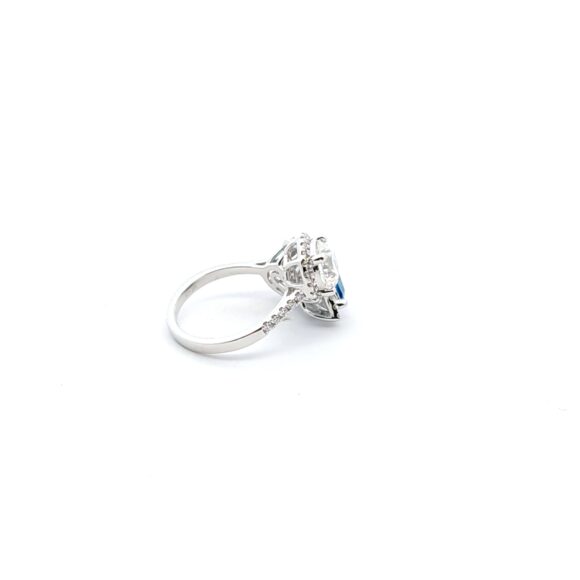 Solitaire and Pear Diamond Ring - Image 4