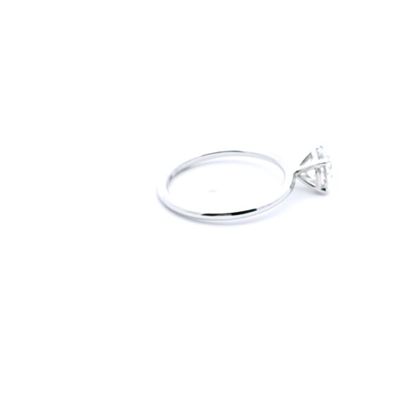 Solitaire in White Gold - Image 4