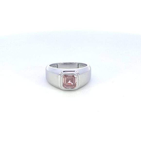 2 Carat Asscher cut Diamond Ring - Image 2
